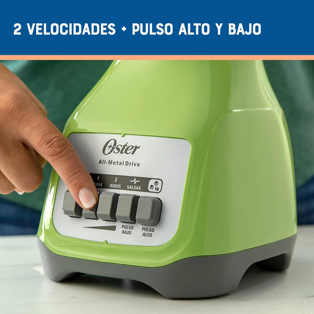 Licuadora Oster® 2 velocidades más pulso y vaso de vidrio