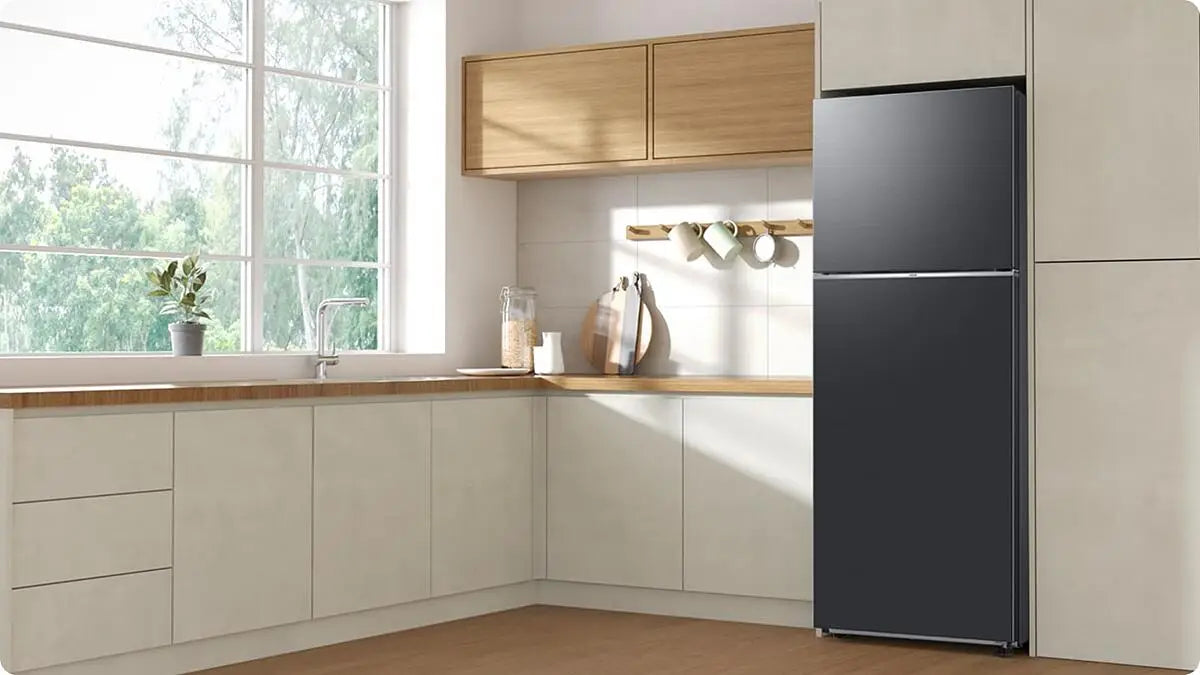 Refrigeradora Samsung Top Mount de 12.2 pies cúbicos cuenta con tecnología Wifi