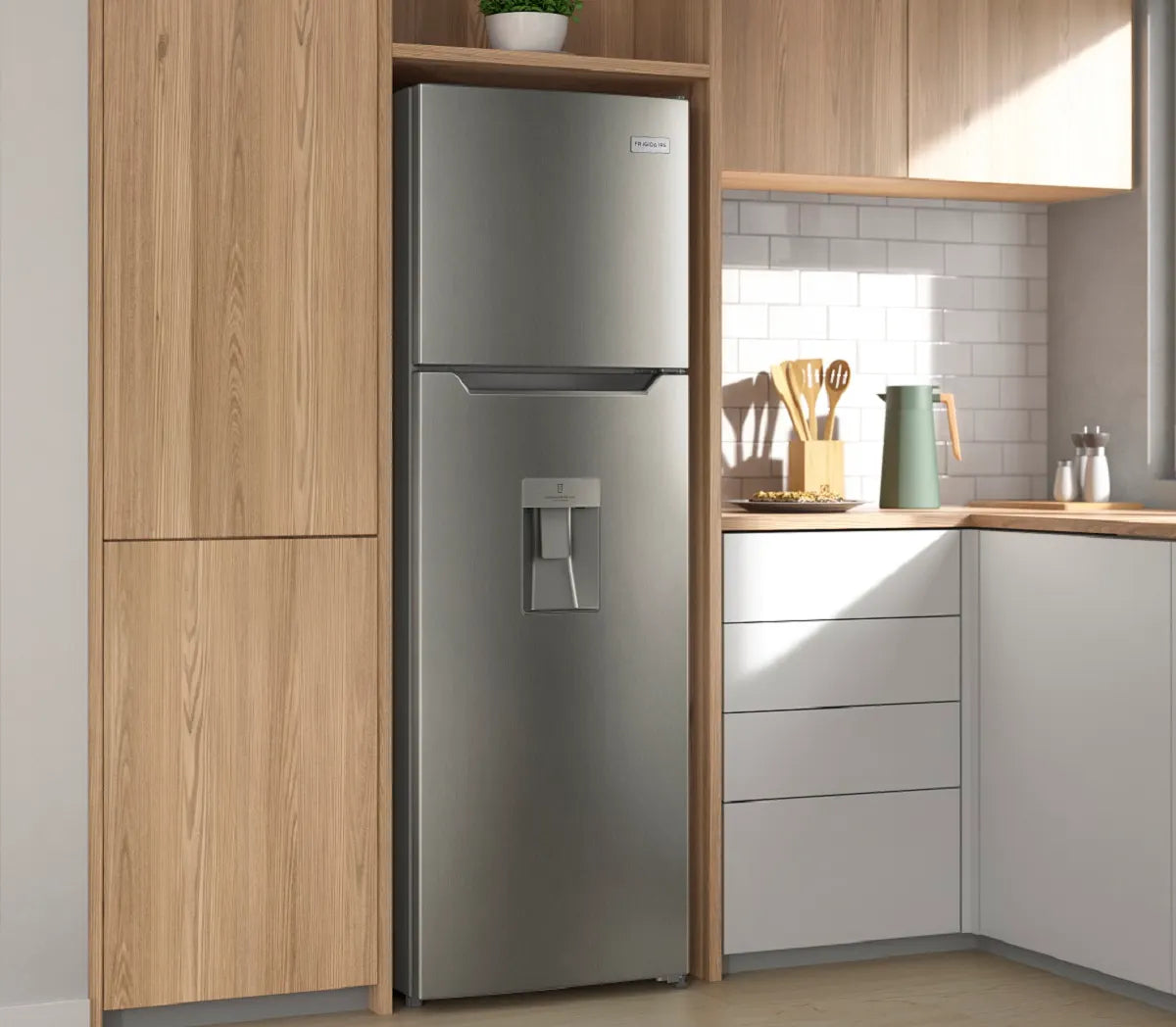 Refrigeradora Frigidaire 9 Pies 2 Puertas Top Mount FRT09F3