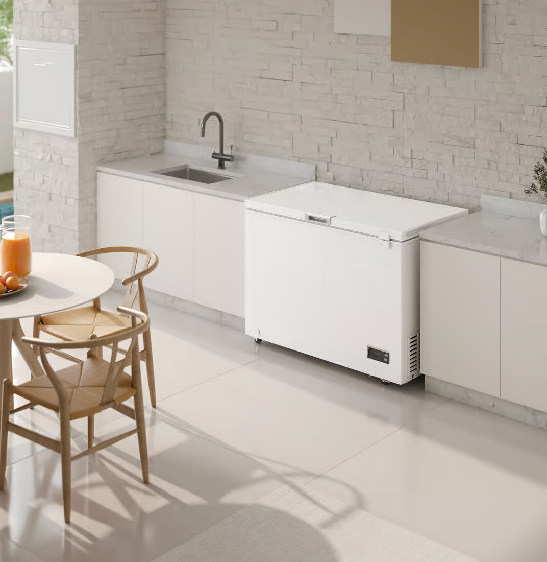 Congelador Horizontal de 11 pies cúbicos Inverter Triple Función Frigidaire Blanco